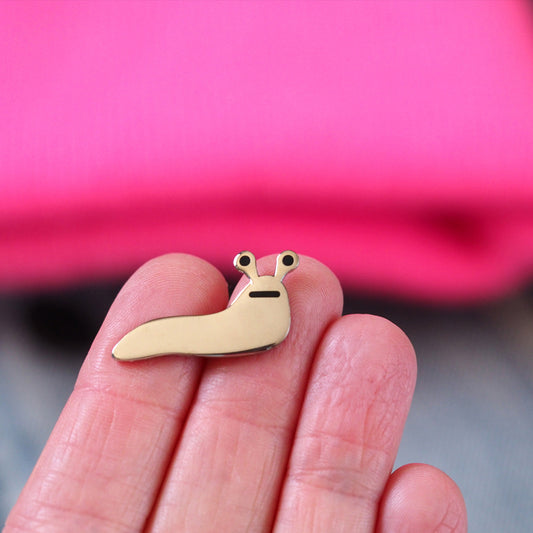Slug Pin –– Rock Cakes