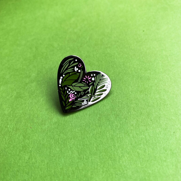 Nature Lover Pin –– Inkpinkponk